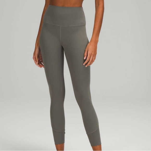 Lululemon Align Scalloped Hem High-Rise Pant 25" - Picture 4 of 5